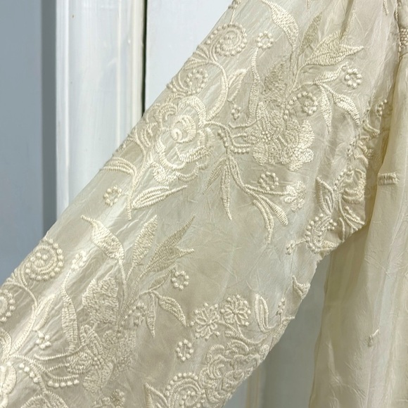 Johnny Was Embroidered Ruffle V Neck Long Sleeve Boho Peasant Blouse - XS - Picture 7 of 10